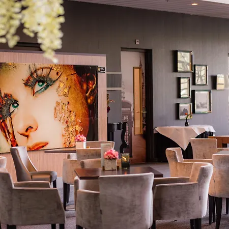 Hotel Der Valk - Blijdorp 4*