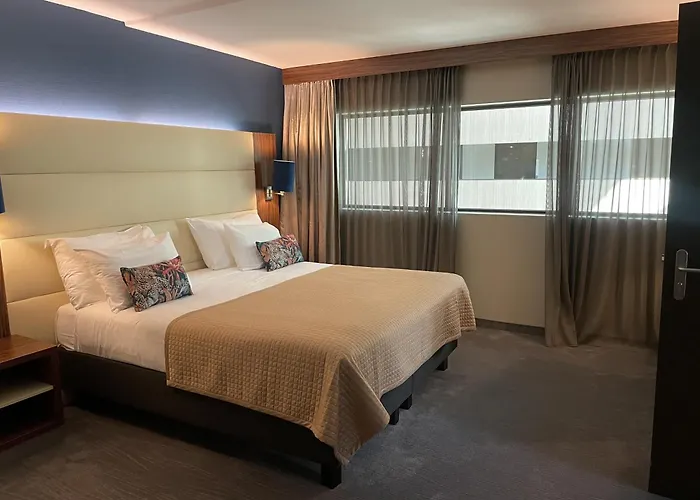 Hotel Der Valk - Blijdorp 4*