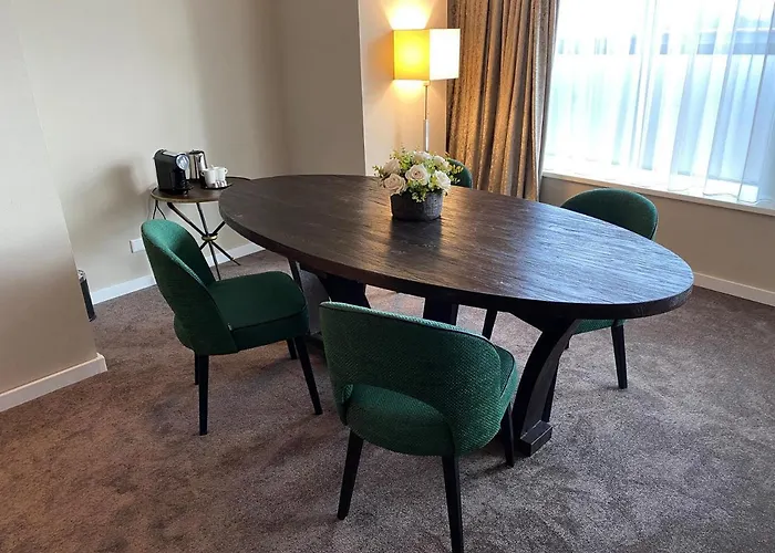 ファン デル ファルク - ブレイドルプ 4* ロッテルダム