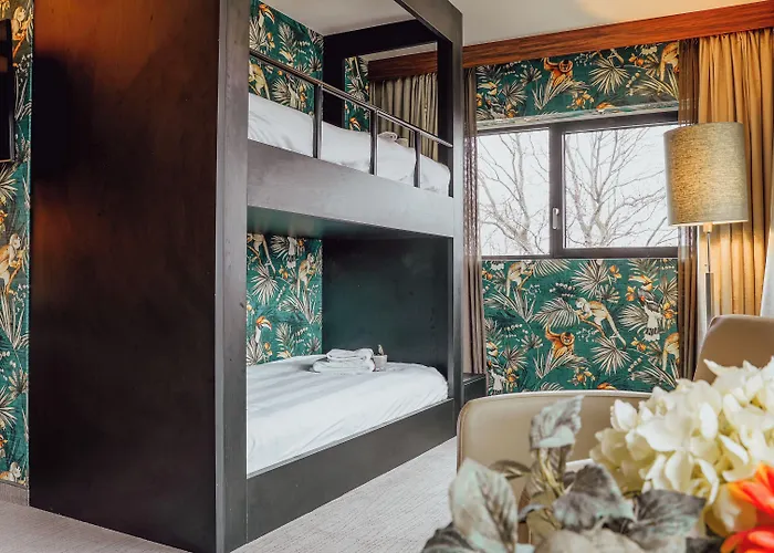 ファン デル ファルク - ブレイドルプ 4*